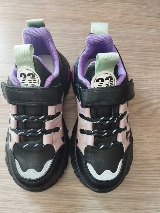 Нові кросівки,кеди на дівчинку 29 розмір 19 см