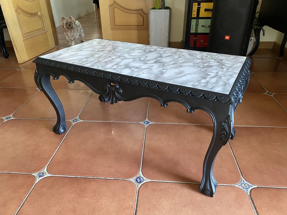 Mesa Queen Anne restaurada