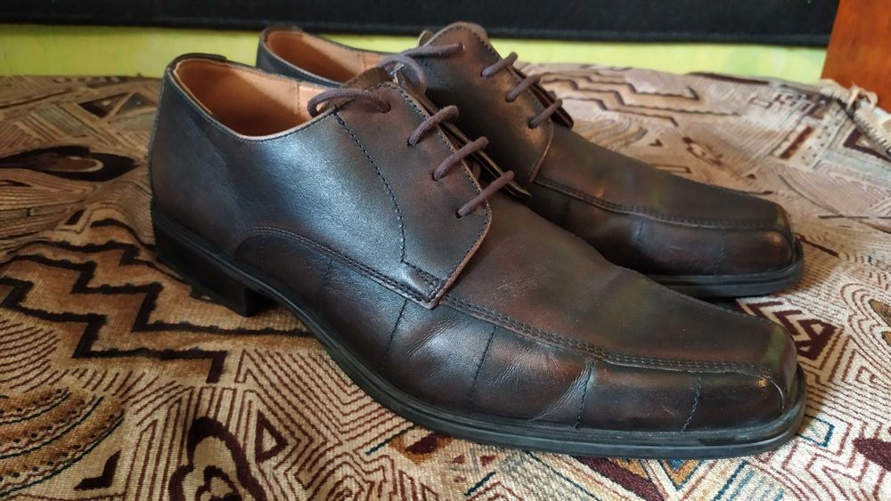 Продам туфлі чоловічі шкіряні Lloyd