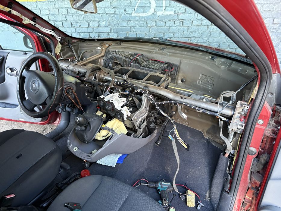 Автоэлектрик. Диагностика. Установка автосигнализации, допоборудования