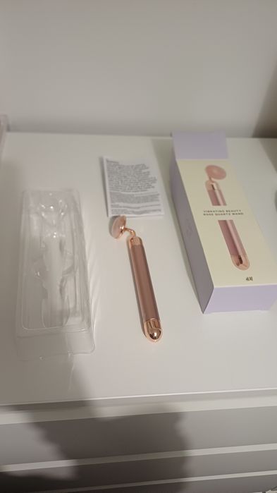 Varinha facial de quartzo rosa H&M (nova)