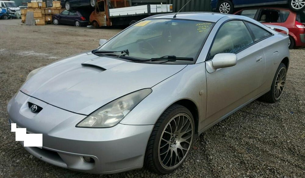 Toyota Celica 1.8 Vvt-I De 2001 Disponível Para Peças