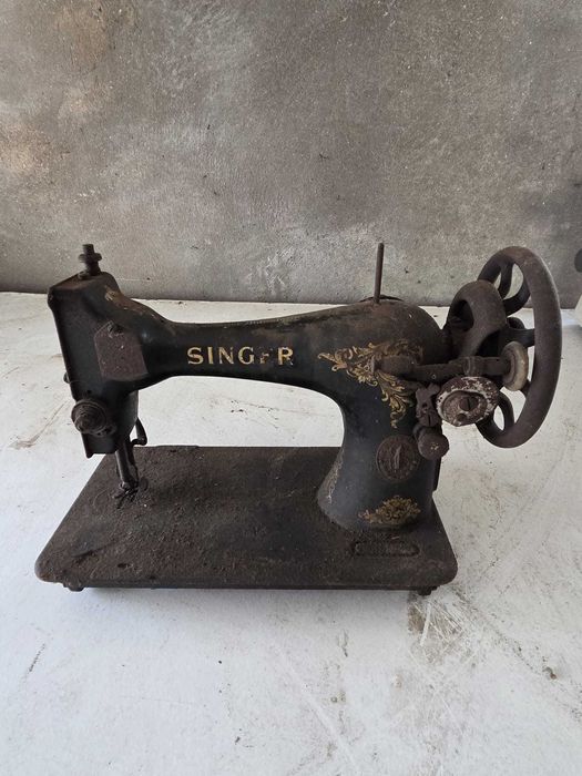 Maquina de costura Singer