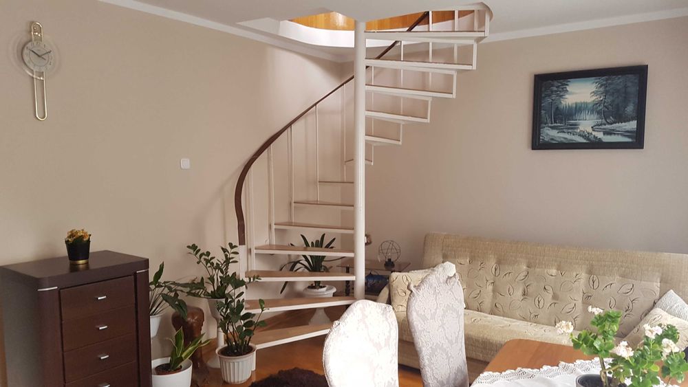 Mieszkanie bezczynszowe 4 pokoje  garaż lokal usługowy ogród