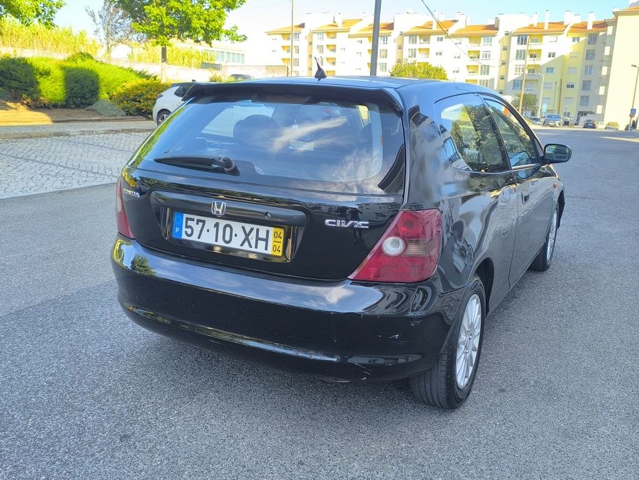 Honda Civic — fotografia 4