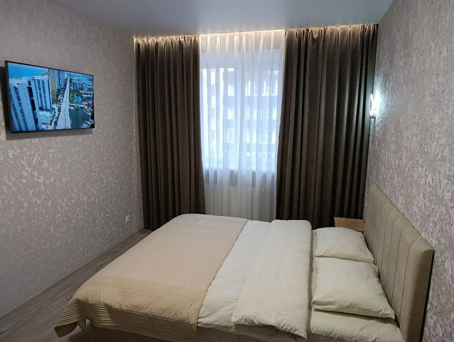 Квартира подобово. Р-н Оазис. Електроніка.