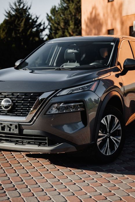 Продам автомобіль Nissan Rogue T333