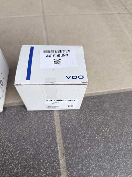 Tachograf VDO 12/24v smart 2 generacja Actros. Jak nowy.