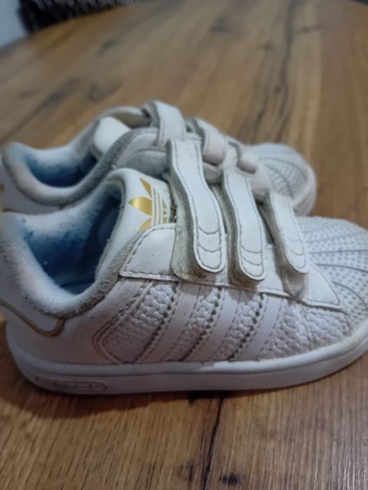 Sapatos para menino