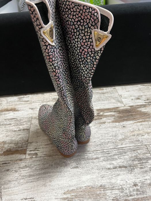 Продам кожаные сапожки 39 р.