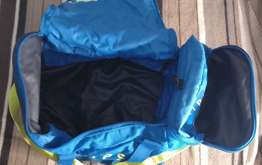 Piscina e saco de cama em excelentes estado!