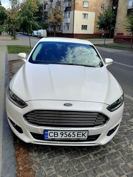 Продам Ford Fusion гібрид
