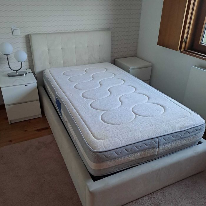 Cama individual co colchão