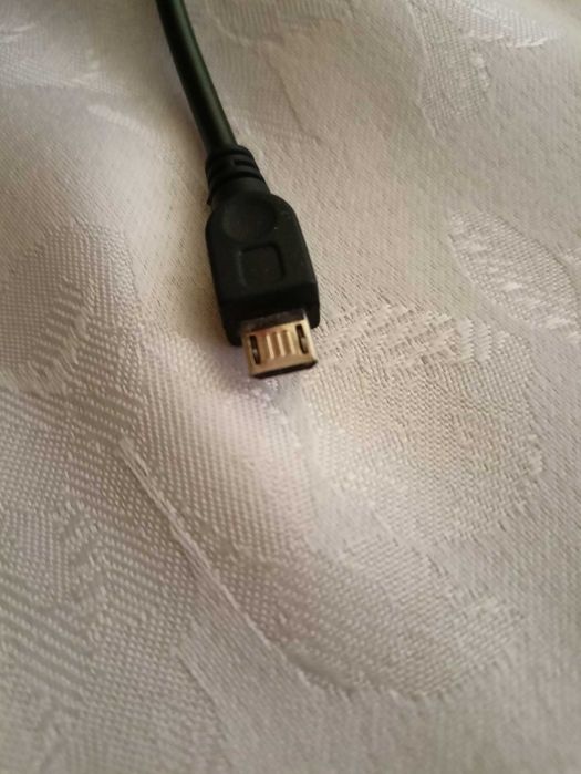 Kabel przejściówka z USB A żeński na USB Micro męski.