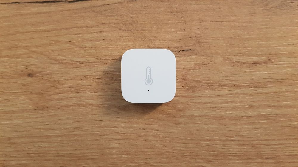 Xiaomi Aqara czujnik temperatury, wilgotności oraz ciśnienia.