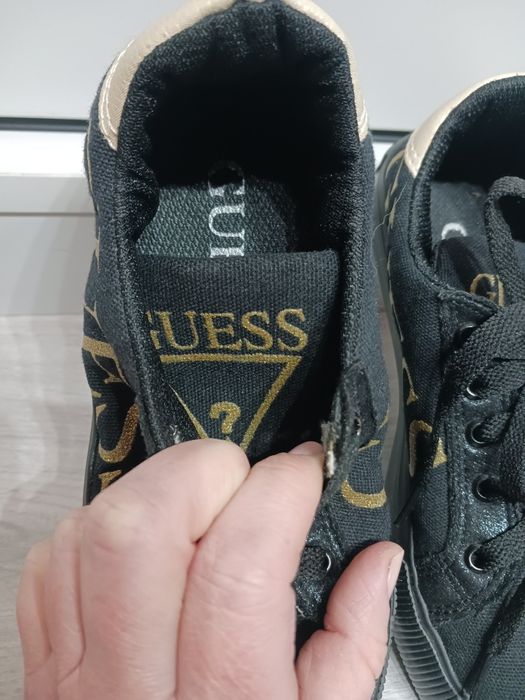 Czarno-złote trampki Guess rozm. 36