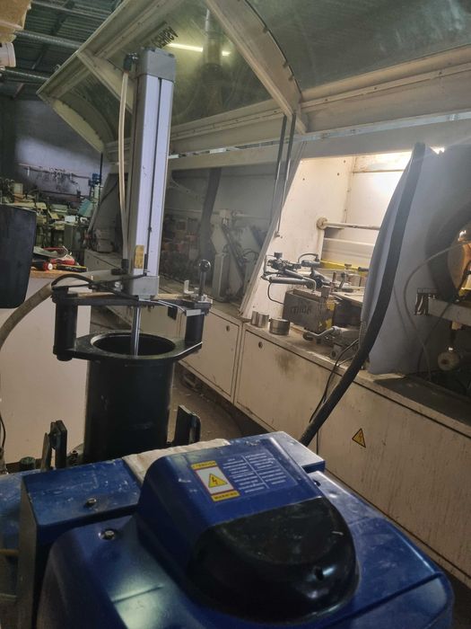 Maquina de cola para orladora