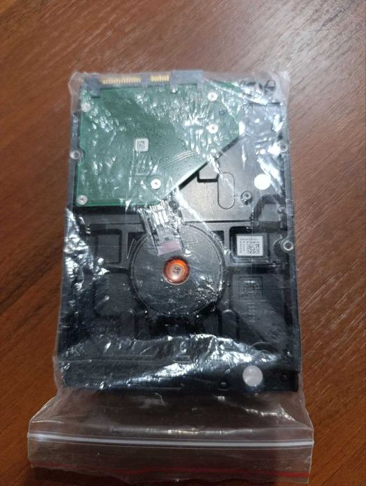 Жорсткий диск 1 ТБ Seegate HDD