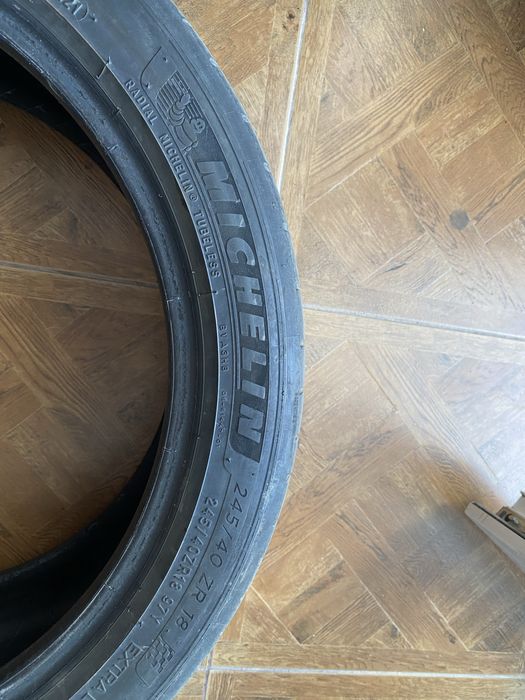 Michelin pilot sport all season 4 245/40/18