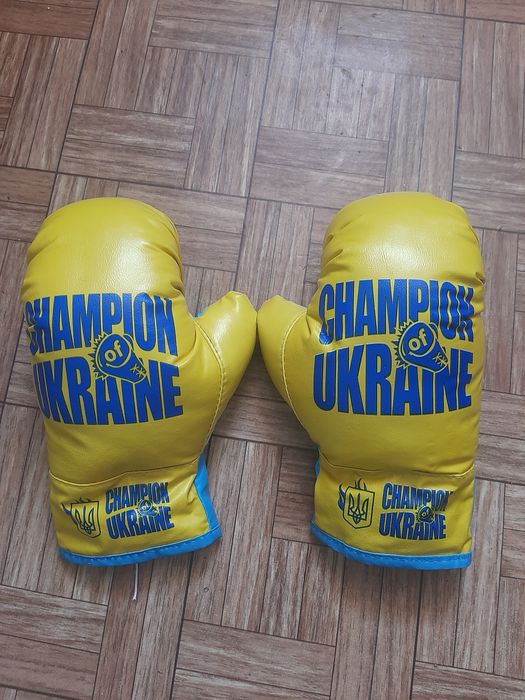 Перчатки для бокса