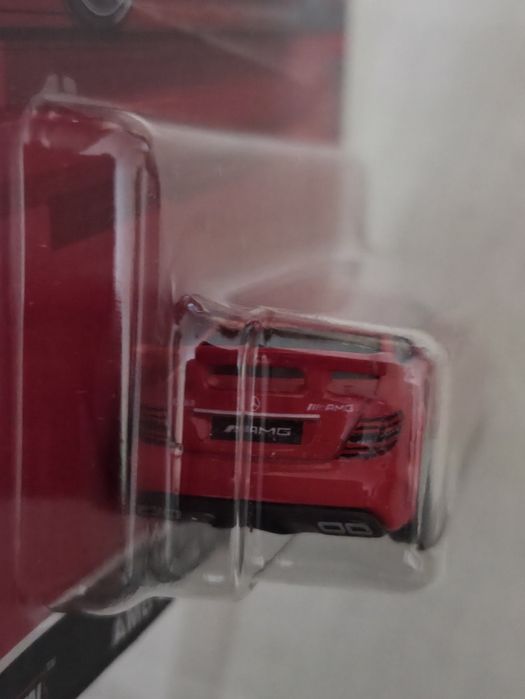Hot Wheels Premium - '12 Mercedes-Benz C63 AMG Coupe Black Series
