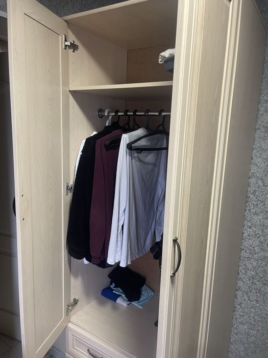 Шкаф (200х80) Идеальное стостояние