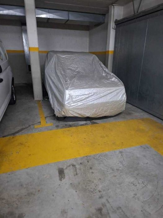 Lugar de garagem centro de Vila Nova de Gaia