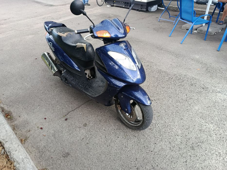 Продаю скутер  Daelin 125