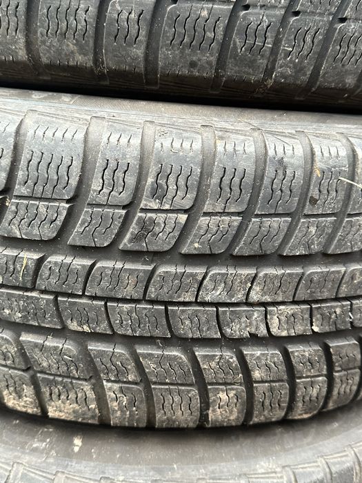 Зимова Гума Резина 205 55 R16 є інші варіанти від R14 до R18