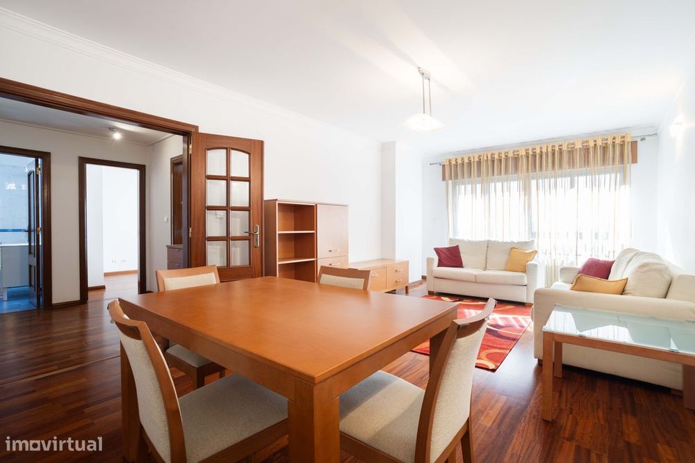 Apartamento T1 com Conforto e Conveniência a 5 Minutos do Liceu Francê