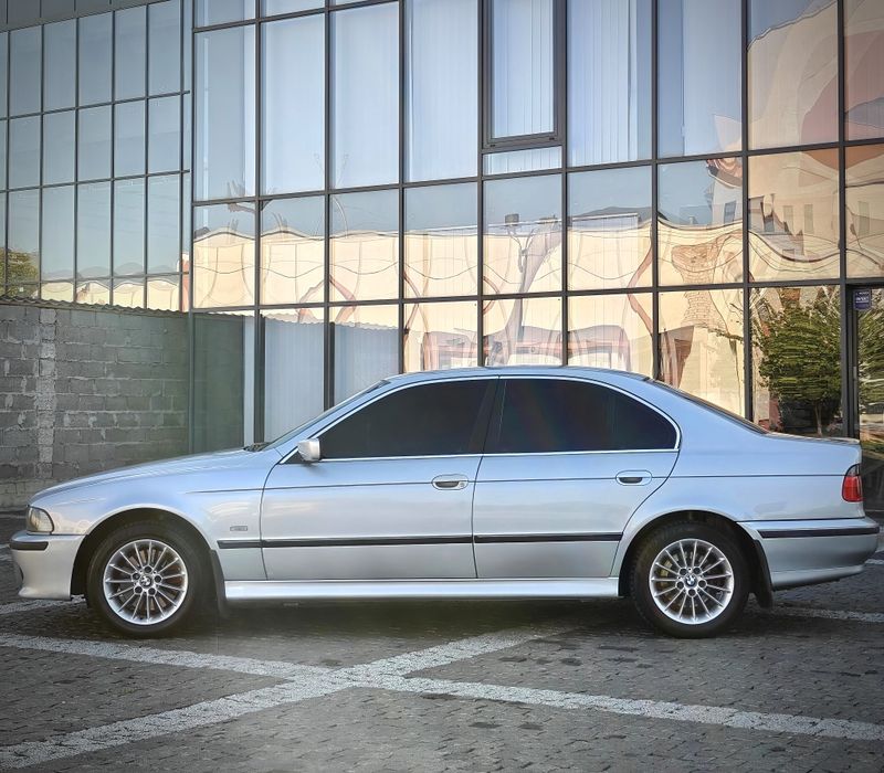 BMW E39 540i M62B44-газ