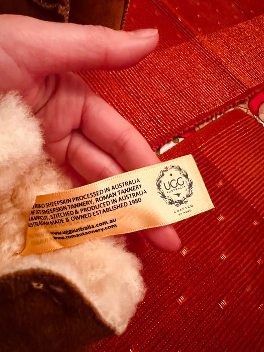 Продам натуральні Ugg дитячі 14 см. по стопі
