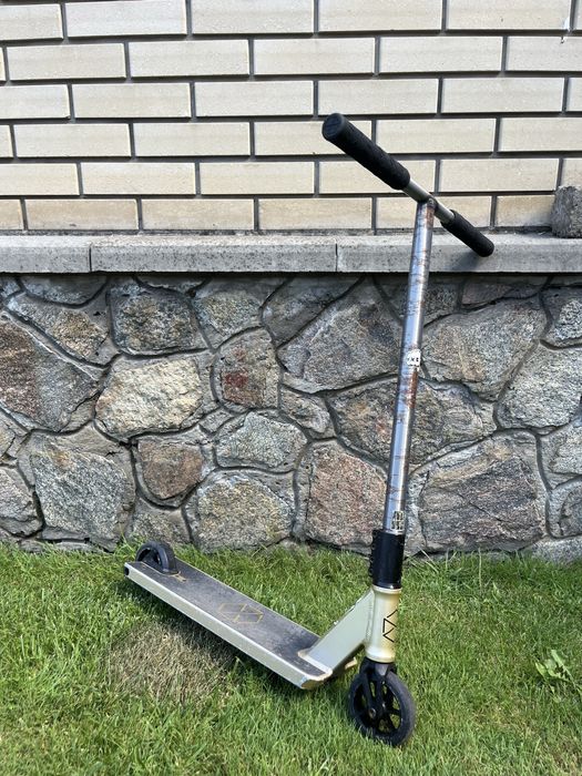 Трюковий самокат Native stem pro saundezy