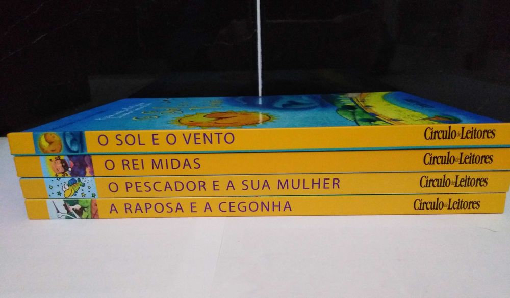 Livros fábulas /contos infantis clássicos