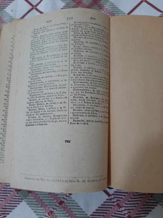 Livros antigos Latim-Português