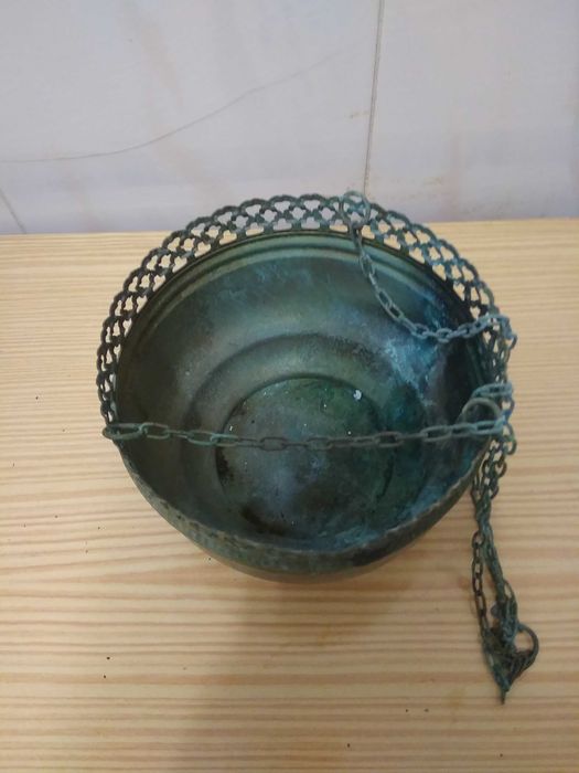 Floreira em Latão Trabalhada