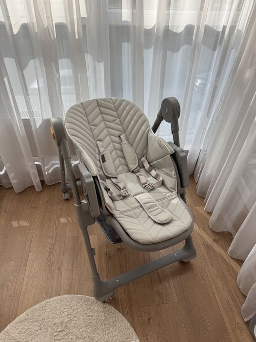 Kinderkraft Lastree стільчик для годування, шезлонг для новонароджених