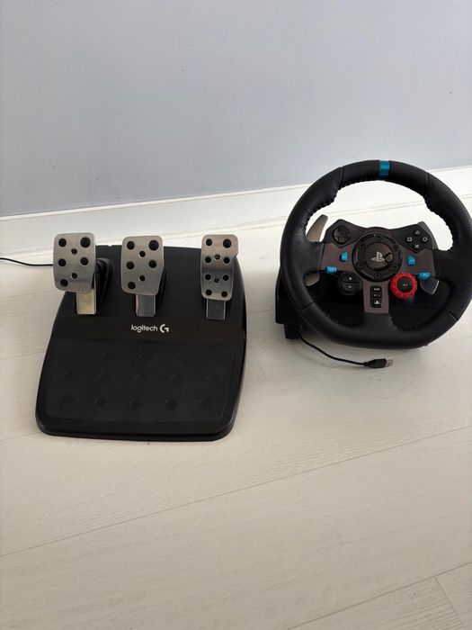 Logitech G29 Driving Force Racing Wheel – Volante + Pedais | PS4/PS5/PC