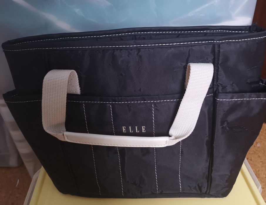 Lancheira preta - Elle