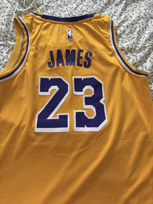 Vendo esta camisola