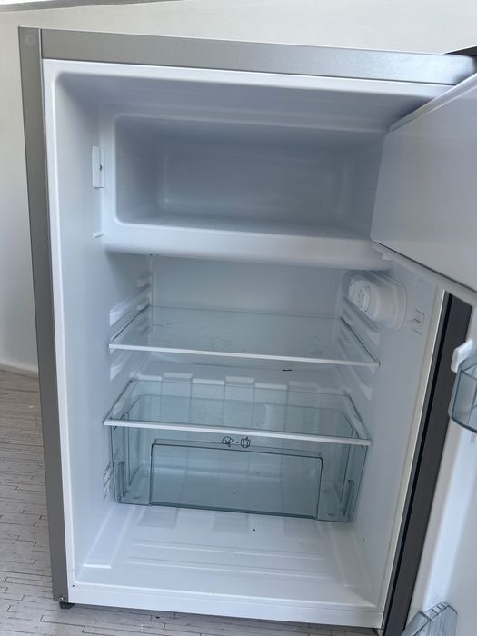 Mini Refrigerator 122L - New