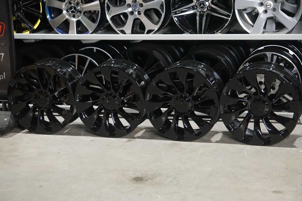 Alufelgi oryginał Tesla 5x114,3 9Jx20 et34 cb64,1mm czarny polysk