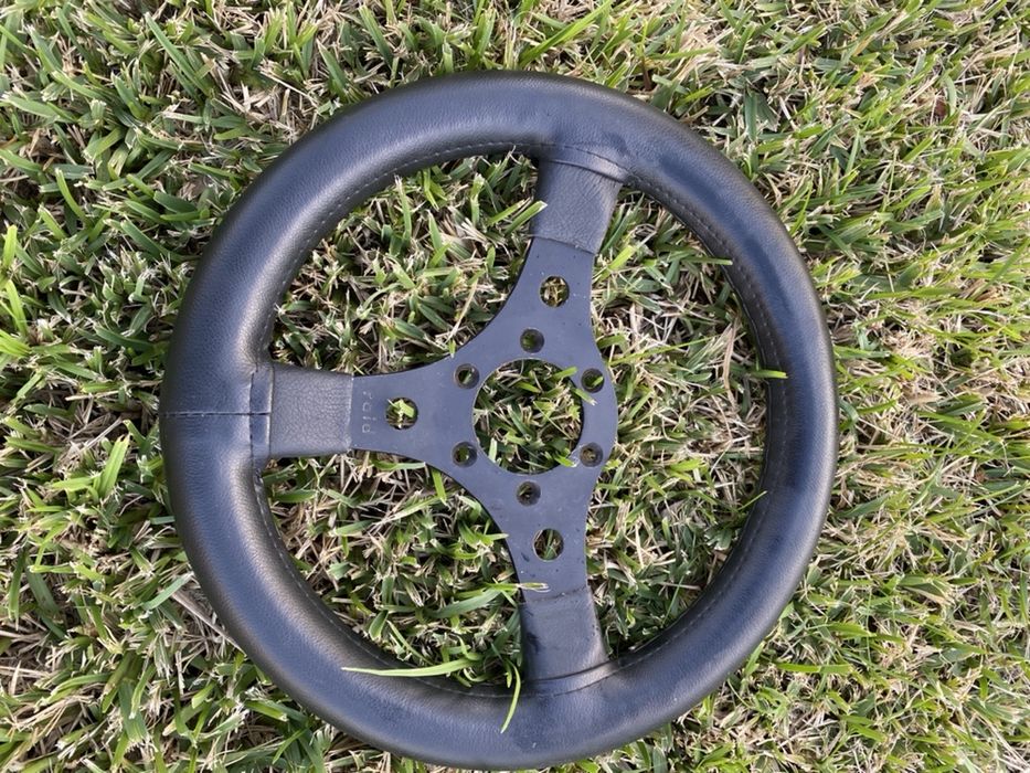 Volante raid para carro