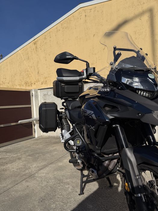 Benelli TRK 502X – 2022 | 8.600 km | Excelente Estado - Negociavel