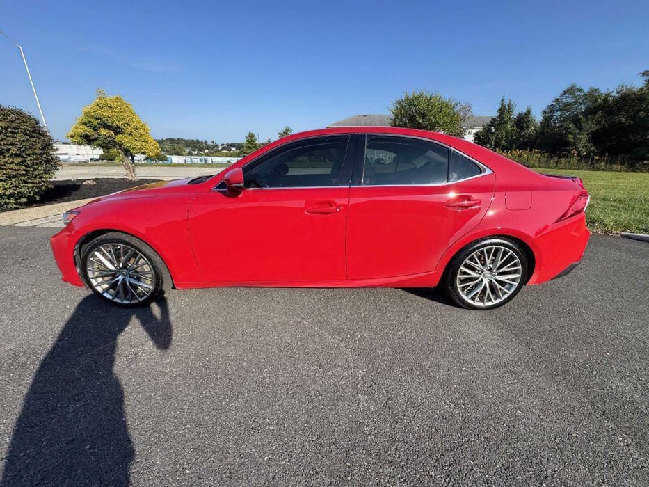 Lexus IS 300      2016