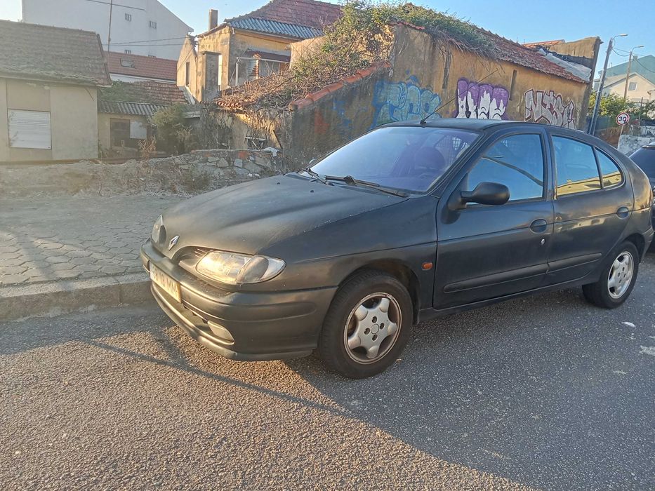 Para peças Megane comercial