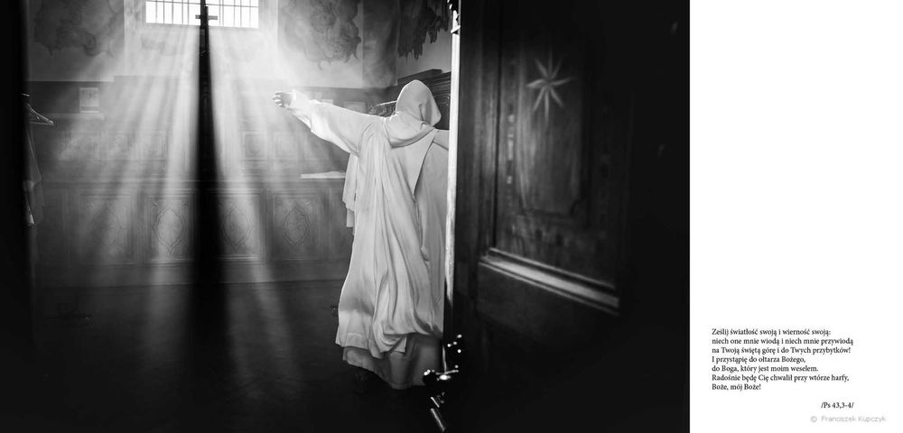 Album "W CISZY EREMU" | Dokument o nieprzemijającej wartości