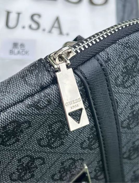 Чоловіча сумочка Guess