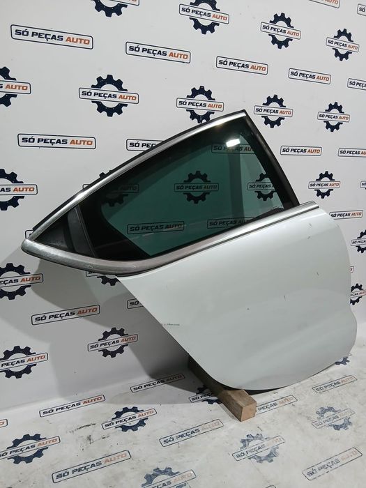 PORTA TRASEIRA DIREITA BRANCO CITROEN DS4 1.6E-HDI 2012-2015 ANO: 2013