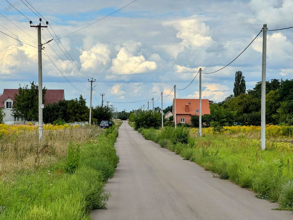 Ділянка під забудову в новому районі / Личанка